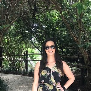 Meet your Posher, Christine